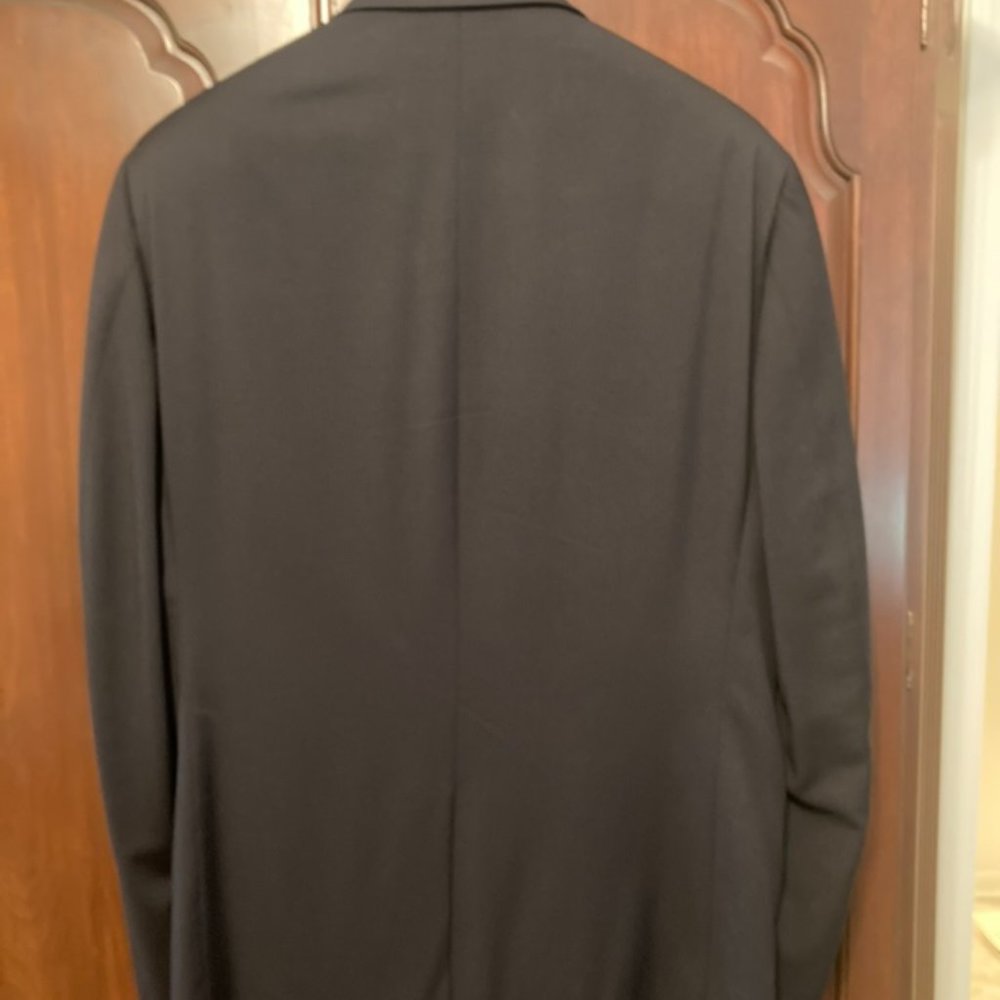 Brooks Brothers, 100% Wool Suit - Picture 5 of 12